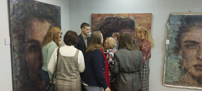 открытиевыставки