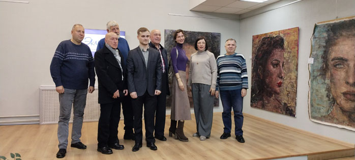 открытиевыставки