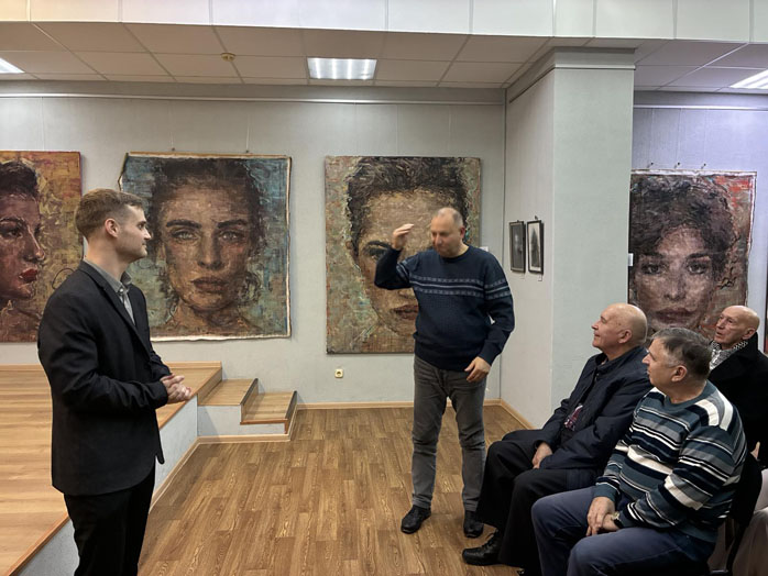 открытиевыставки