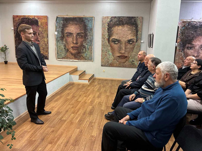 открытиевыставки